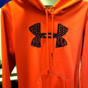 XL Under Armour Hoodie